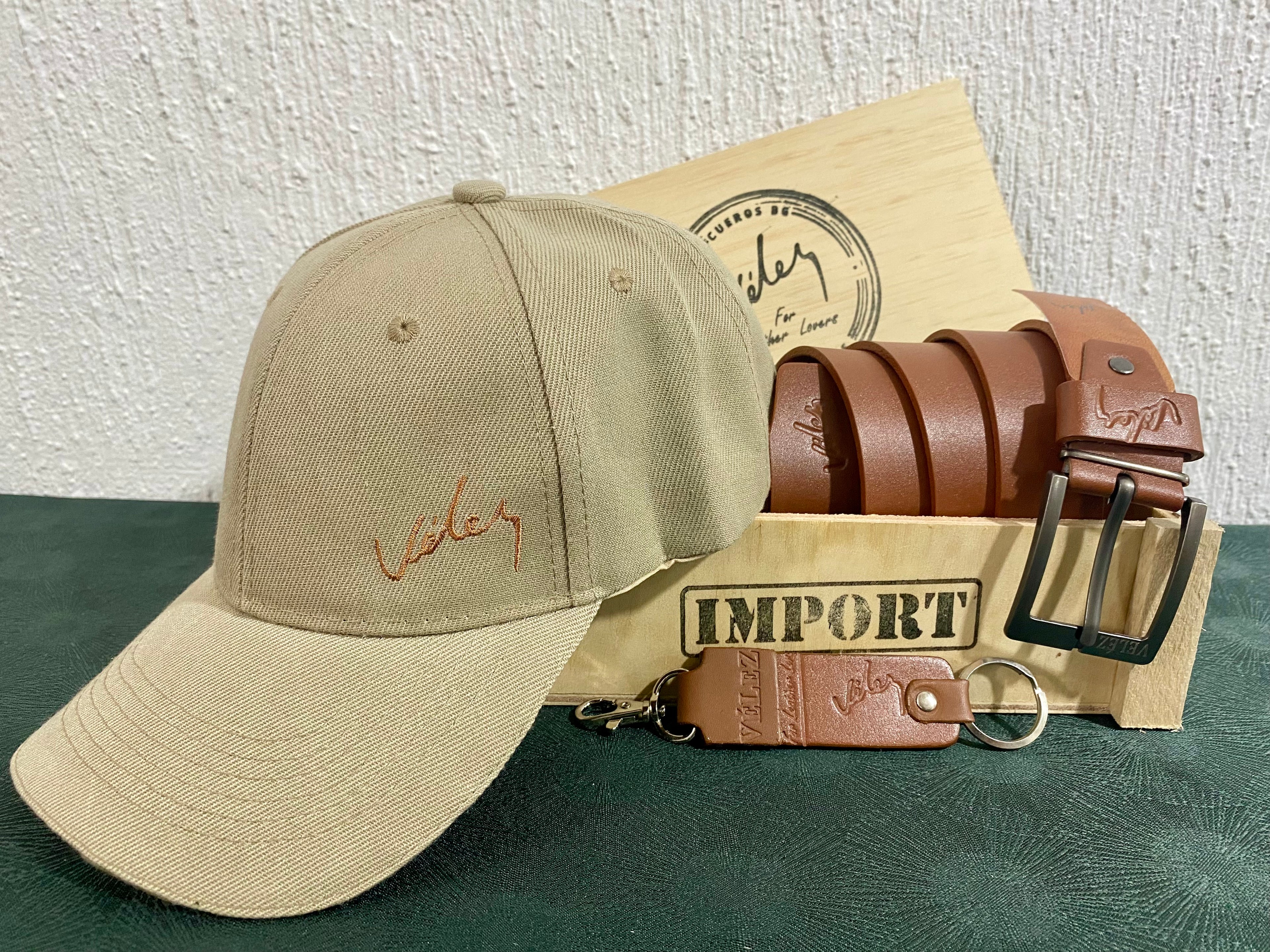 ✨TRIO VELEZ GORRA+BILLETERA+ CORREA ¡TOTALMENTE GRATIS!✨