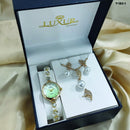 COMBO RELOJ LUXUR DORADO + ACCESORIOS + ESTUCHE DAMA